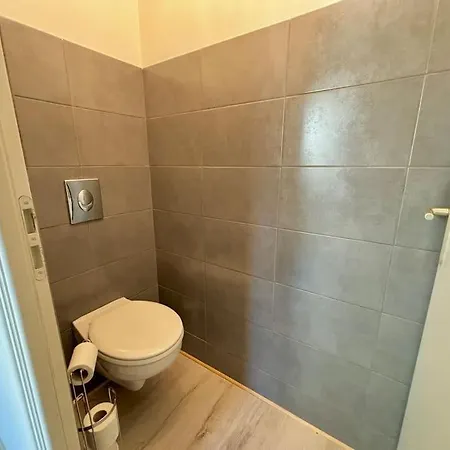 Holiday home Maison Familiale Avec Exterieur